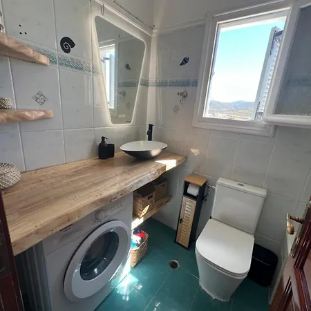 Blue House * נאוסה