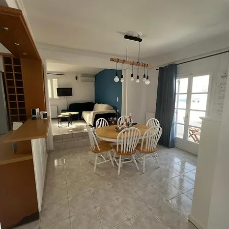 Apartment Blue House *