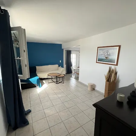 Apartment Blue House *