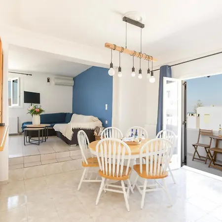 Blue House Apartament Nausa