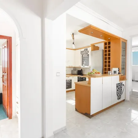 Apartament Blue House Nausa