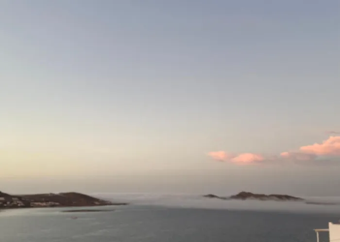 Blue House * נאוסה